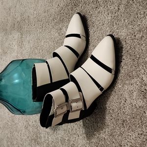 Circus by Sam Edelman booties